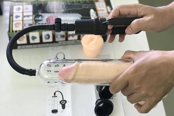 Nên vệ sinh sản phẩm sạch sẽ sau khi sử dụng